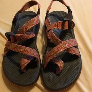 Chacos!